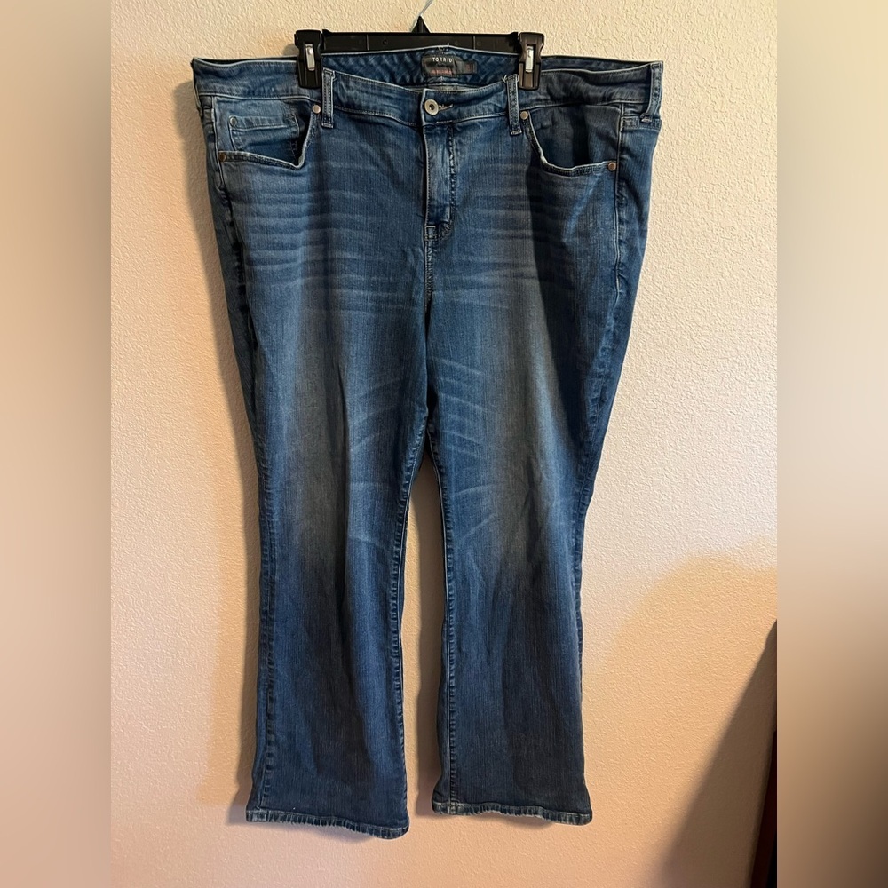 Torrid Vintage Stretch Jeans 26R